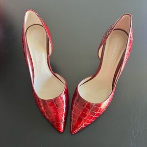 NWT KAREN MILLEN RED CROC EMBOSSED PATENT LEATHER PUMPS SIZE EU 38
